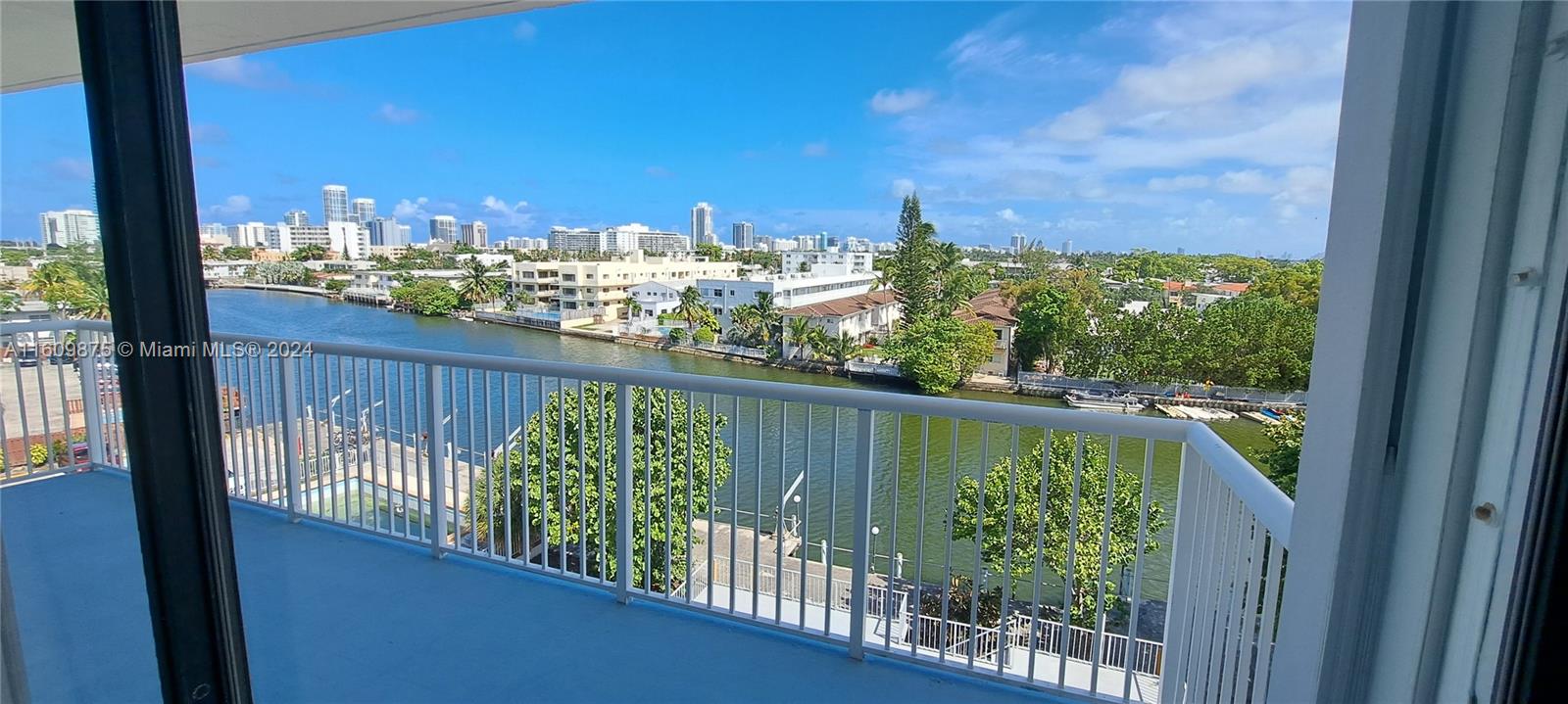 NORMANDY SH YACHT & CO CL - Residential Lease