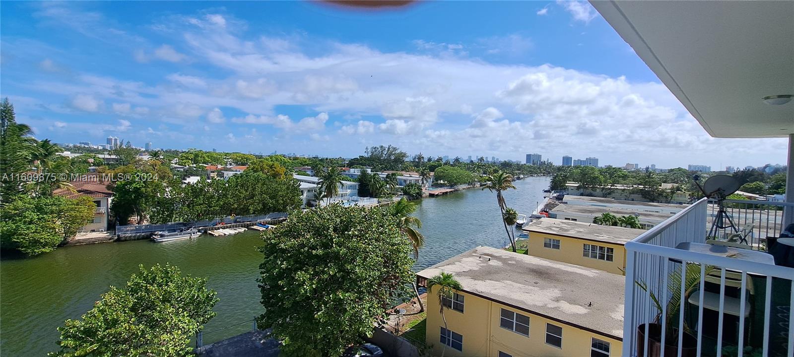 NORMANDY SH YACHT & CO CL - Residential Lease