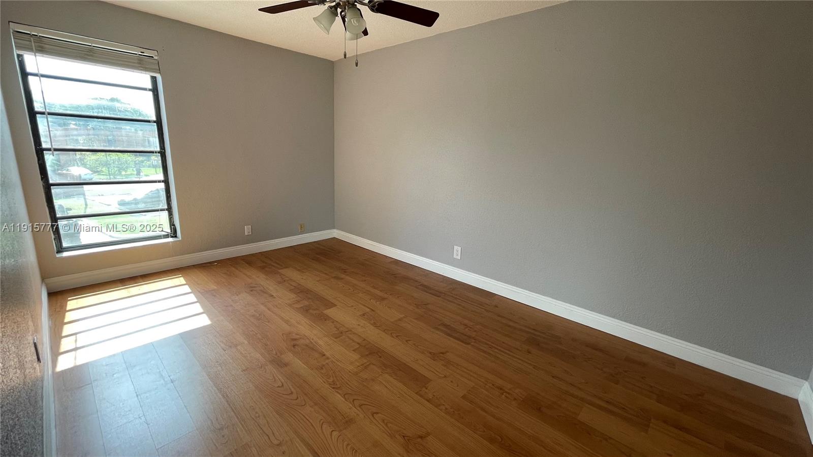 WESTVIEW CONDOMINIUM NO T - Residential Lease