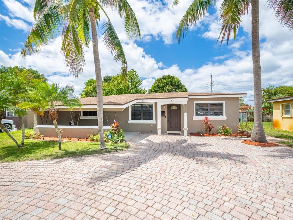 Photo of 3200 SW 64th Ter, Miramar, FL 33023 (MLS # A11562259)