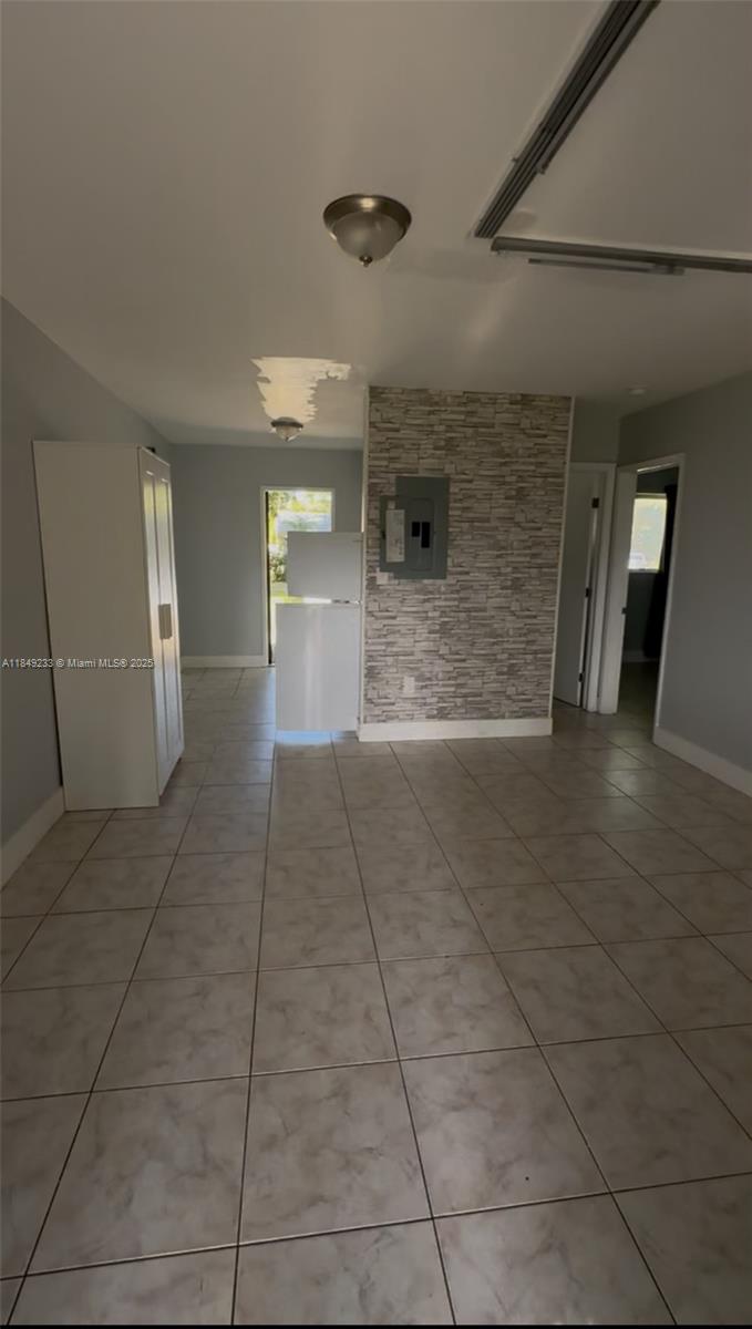 Come check out this remodeled 1 bedroom 1 bathroom apartment in Oakland Park just minutes from the heart of Fort Lauderdale. This cozy unit can be yours with just first months rent and security deposit.