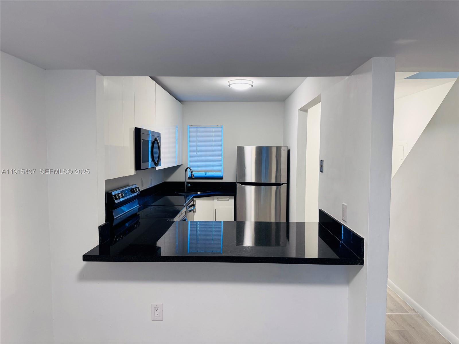 TERRAZAS DEL SOL CONDO - Residential