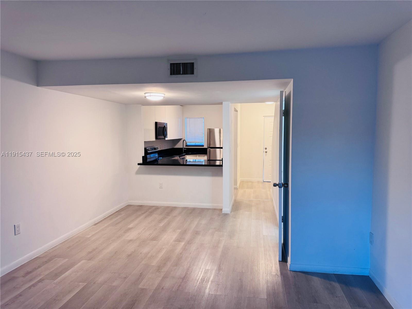 TERRAZAS DEL SOL CONDO - Residential