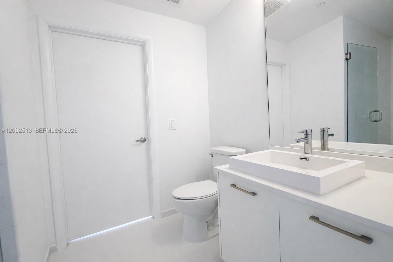 CENTRO CONDO - Residential Lease