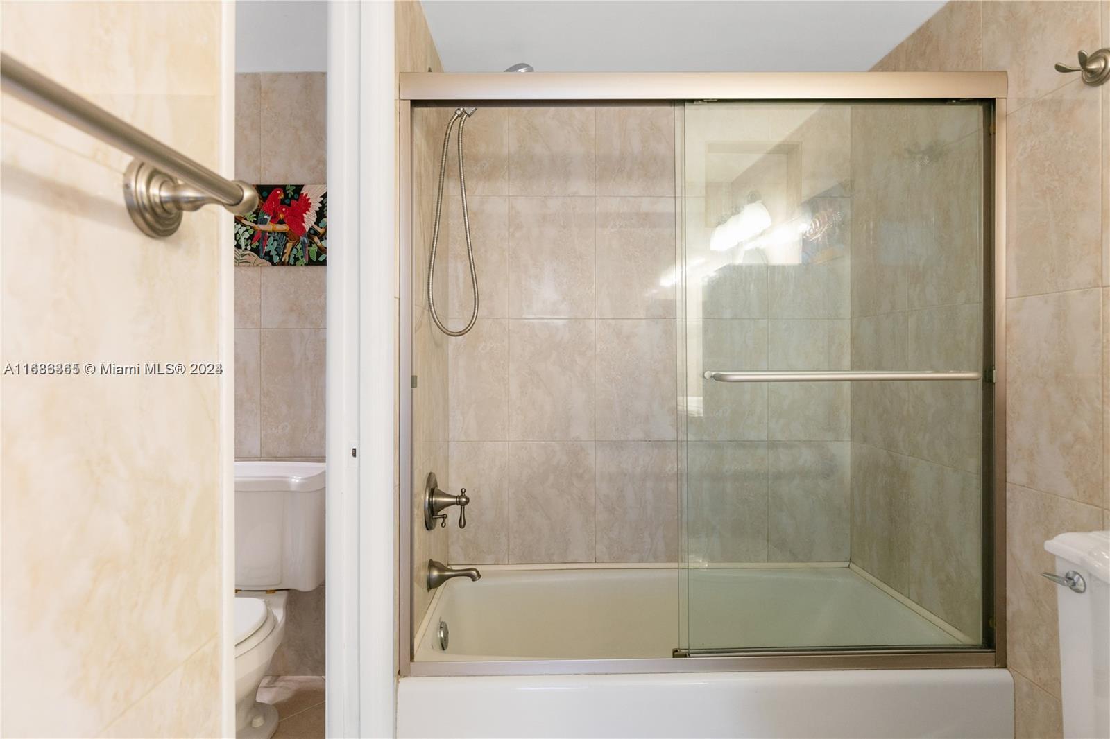 PLAZA TOWERS SOUTH CONDO - Residential Lease