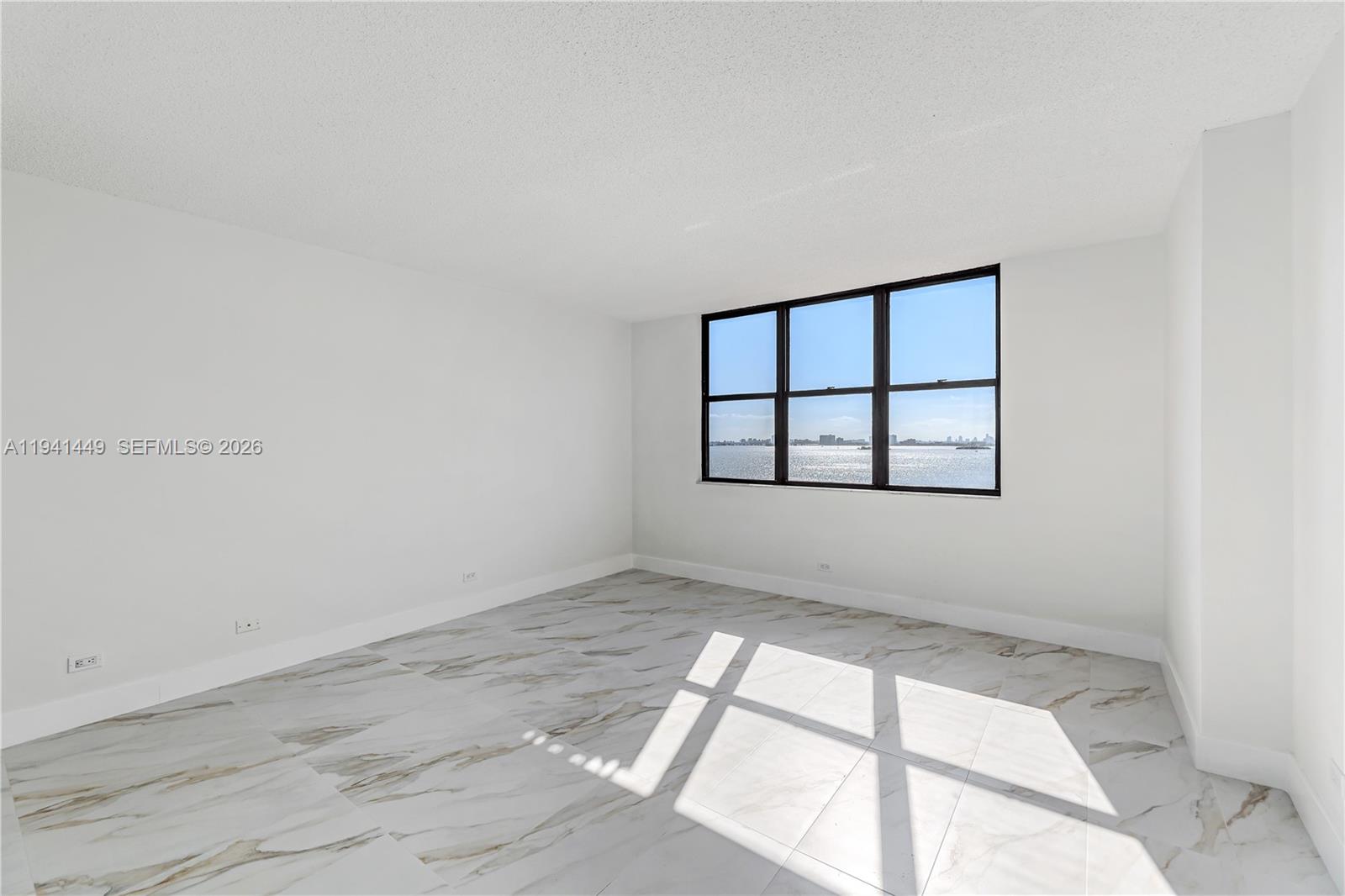 CRICKET CLUB CONDO - Residential