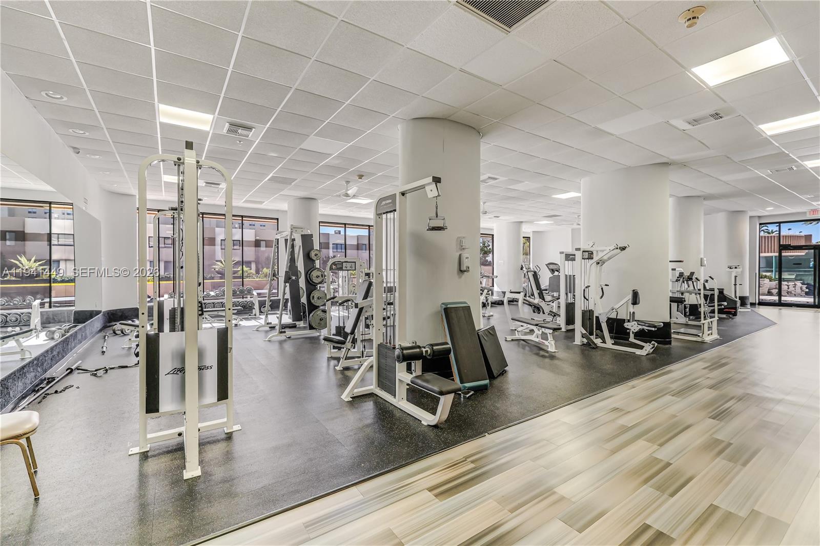 CRICKET CLUB CONDO - Residential