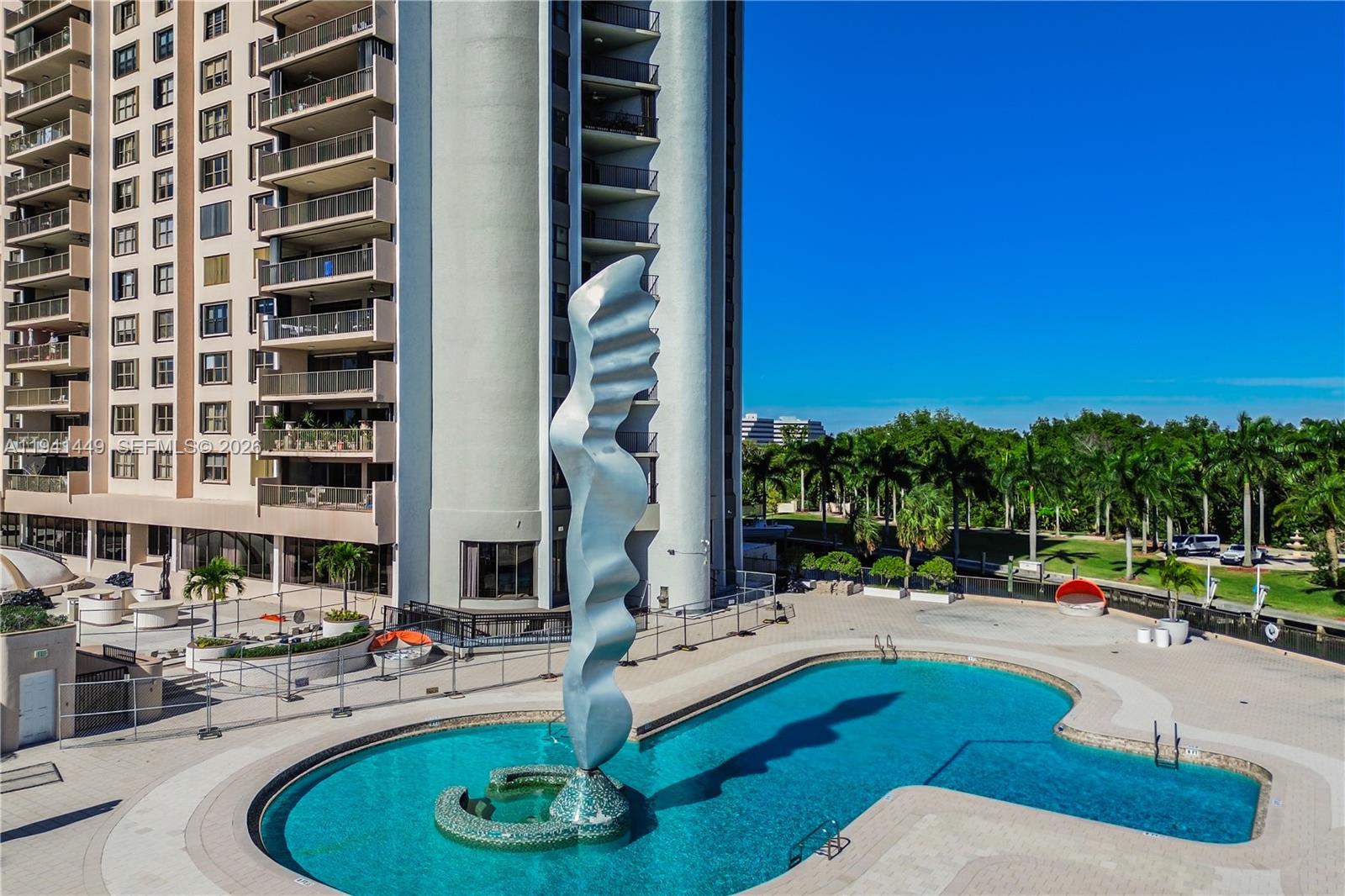 CRICKET CLUB CONDO - Residential