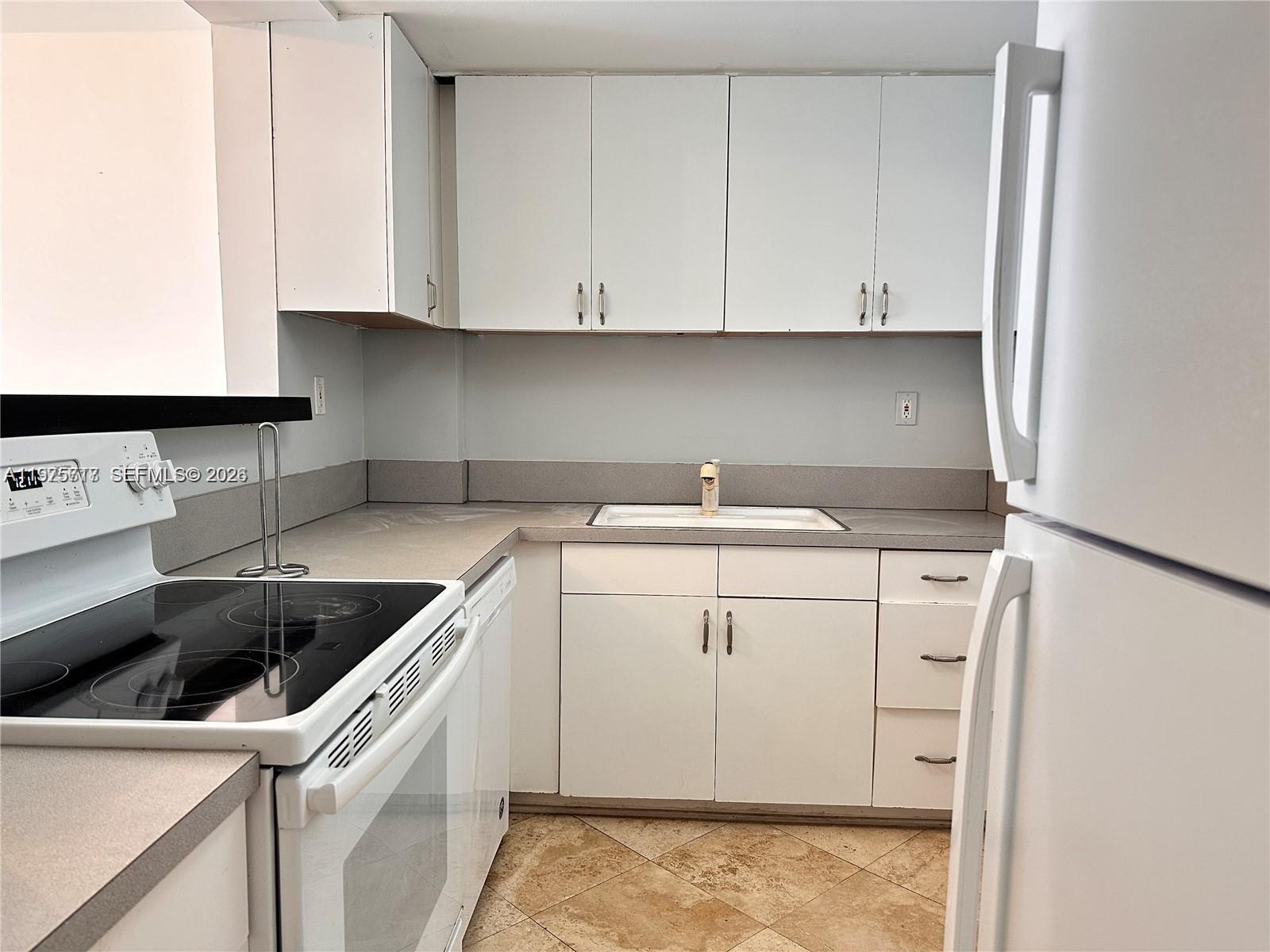 3301 NE 5th Ave PH-03