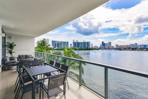 A home in Aventura