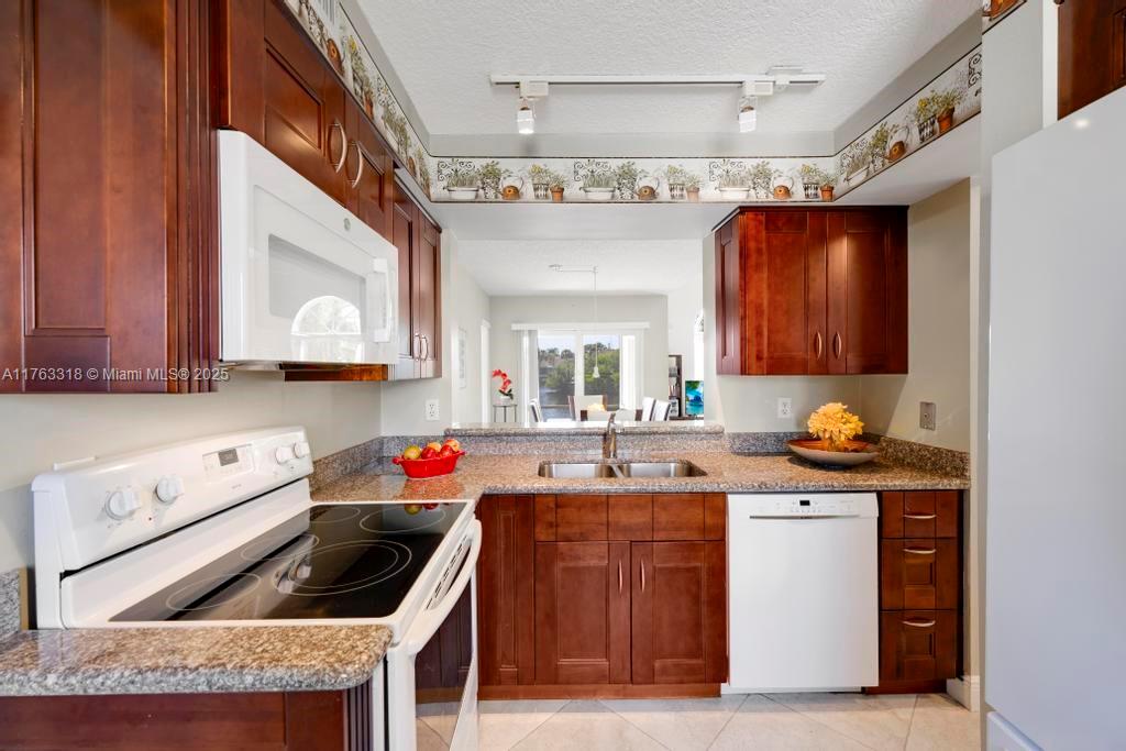 U S LEND LEASE PLAT NO ON - Residential