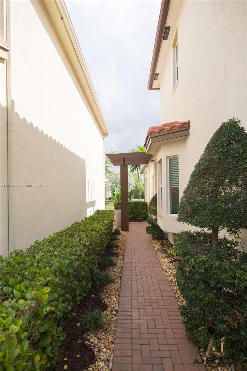 OSPREY LANDING - Residential