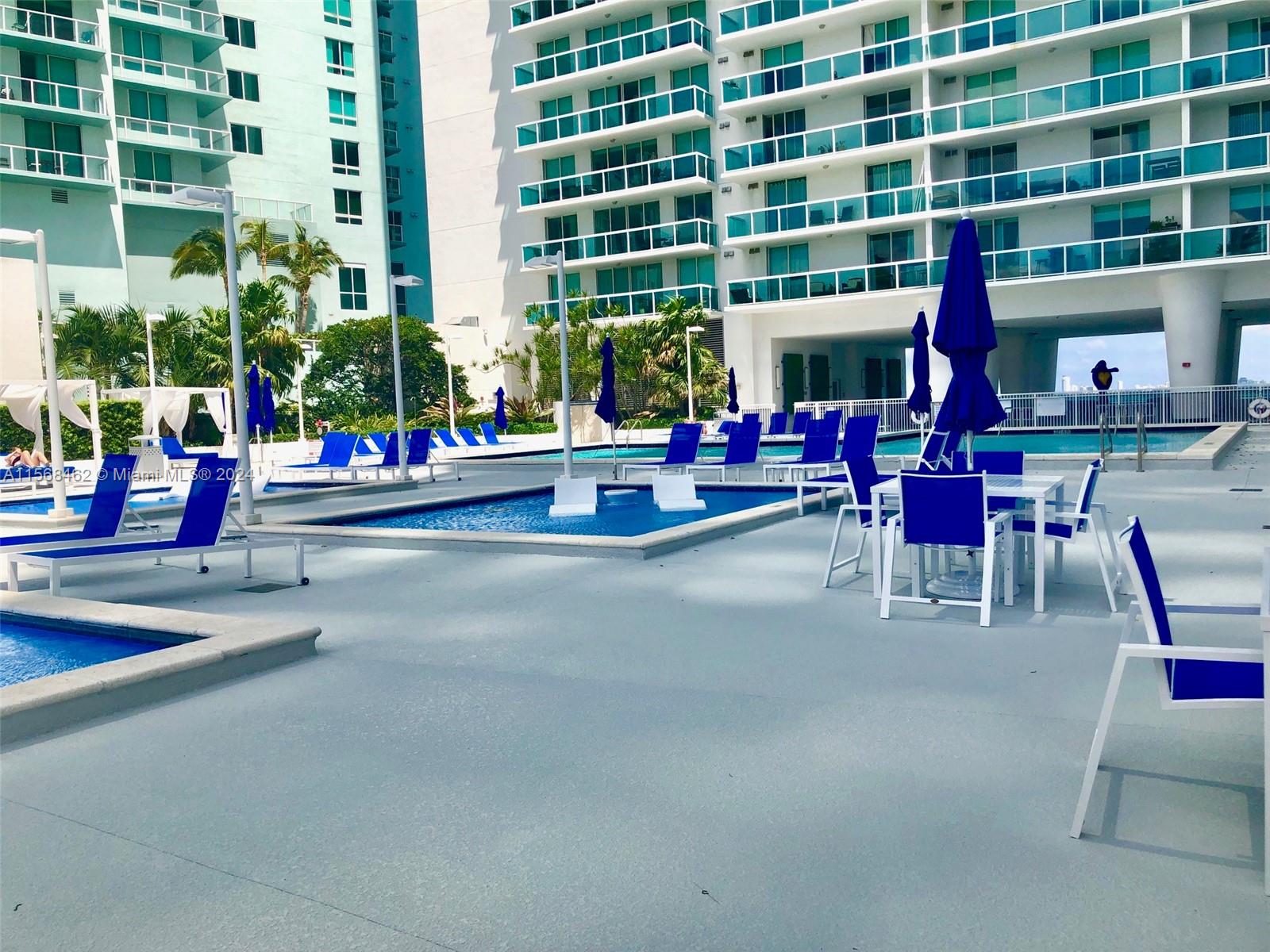 1800 CLUB CONDO - Residential Lease