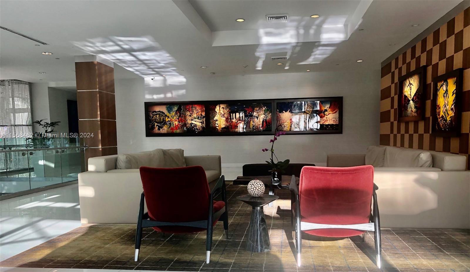 1800 CLUB CONDO - Residential Lease