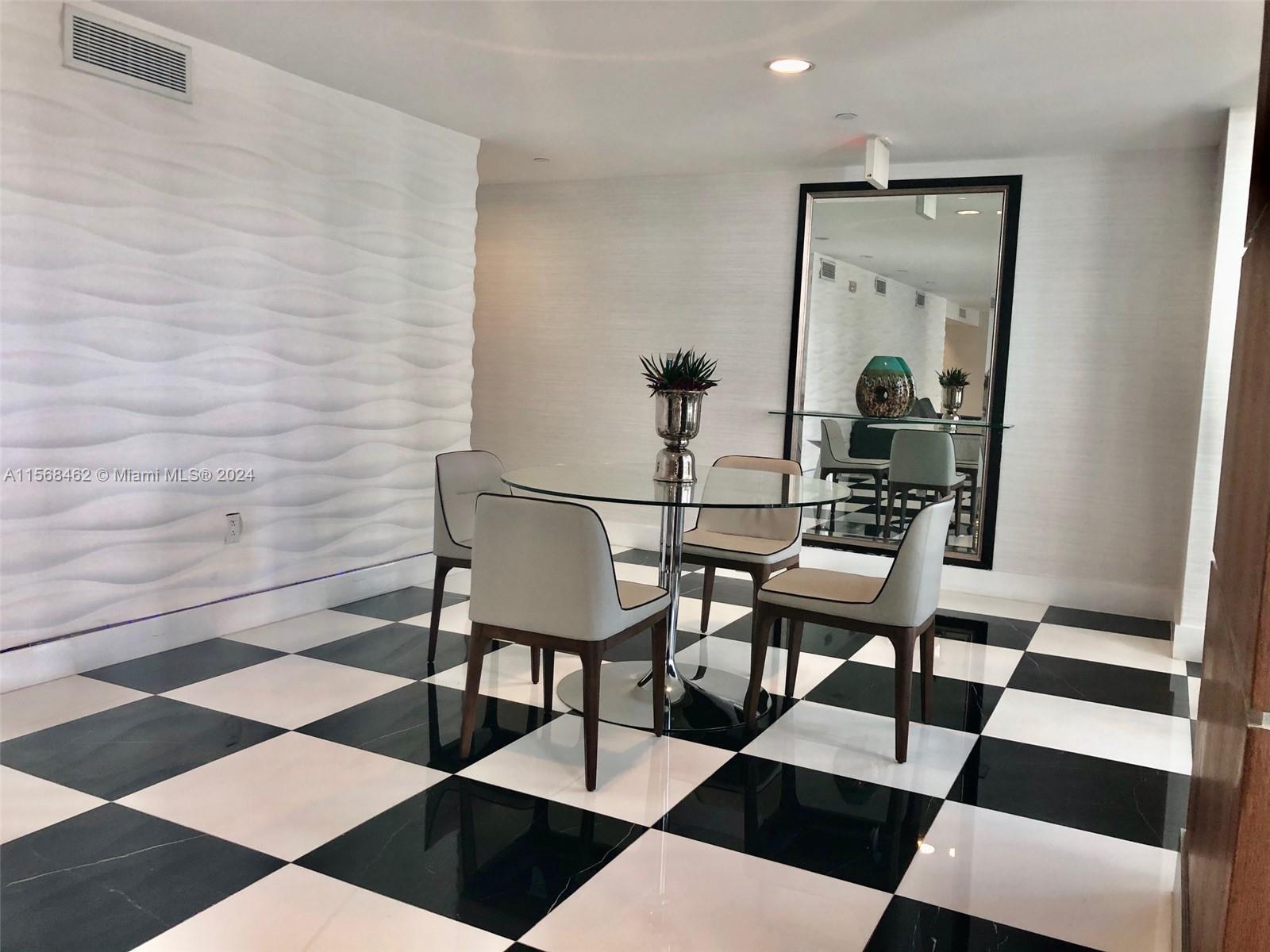 1800 CLUB CONDO - Residential Lease