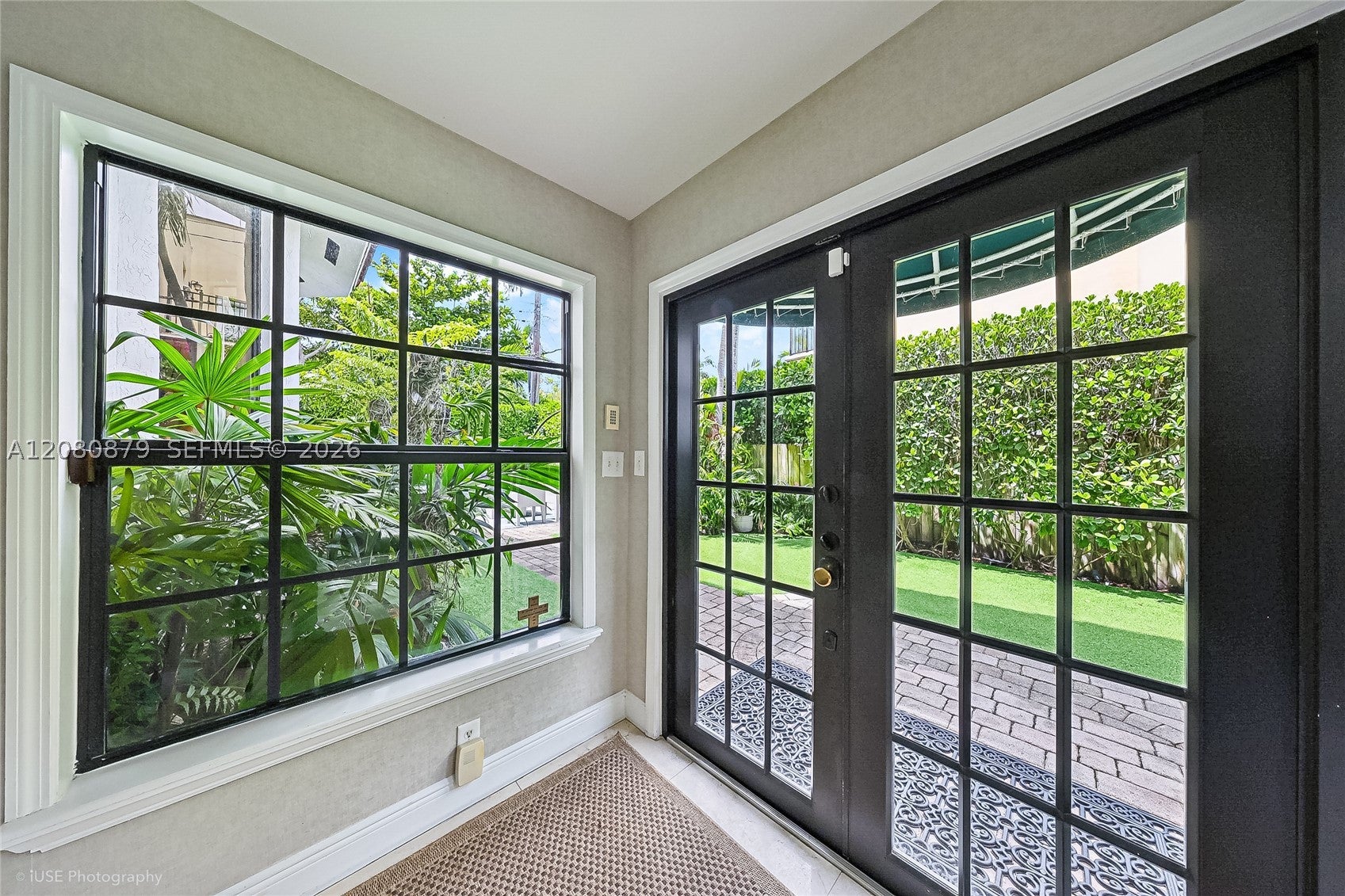 596 Fernwood Rd B, Key Biscayne FL 33149