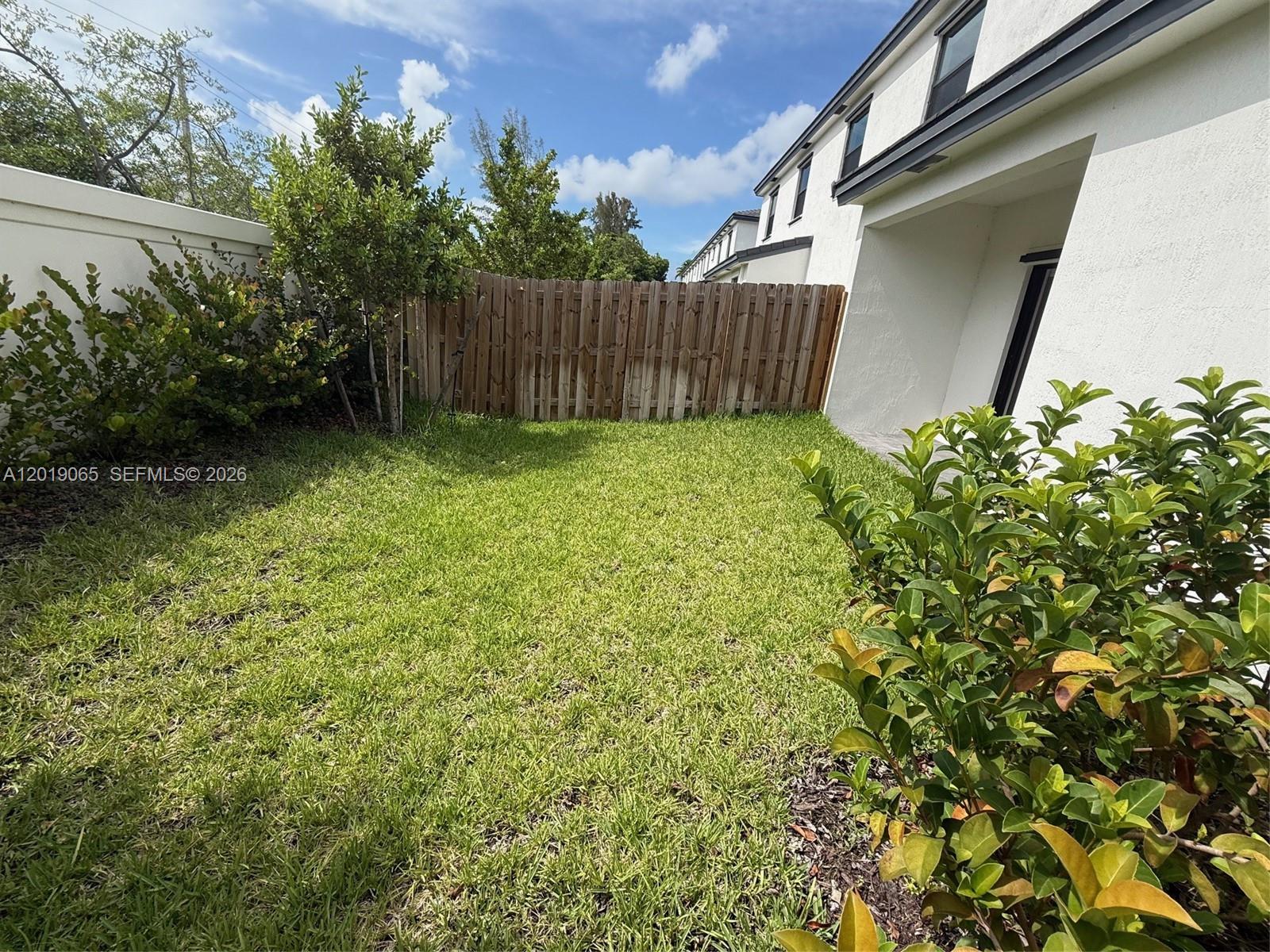 DANIA PRESERVE - Residential Lease