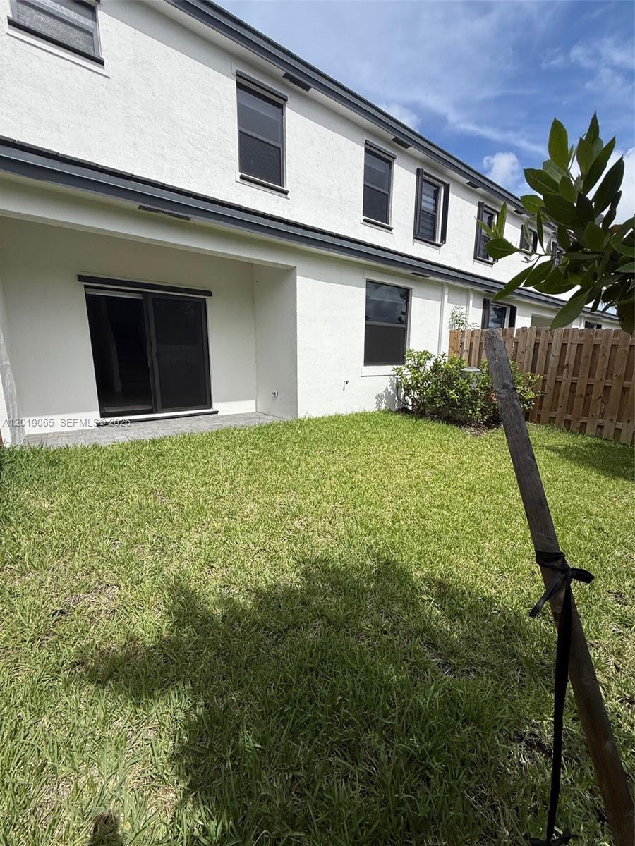DANIA PRESERVE - Residential Lease
