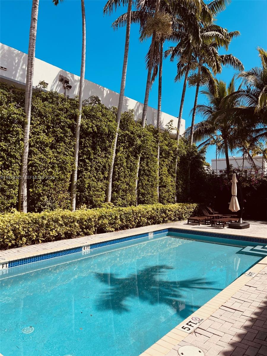 HARRIET COURT CONDO - Residential