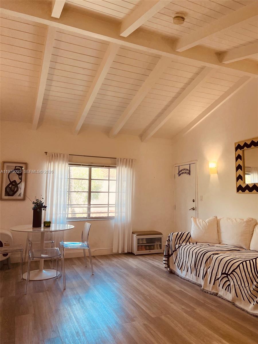 HARRIET COURT CONDO - Residential