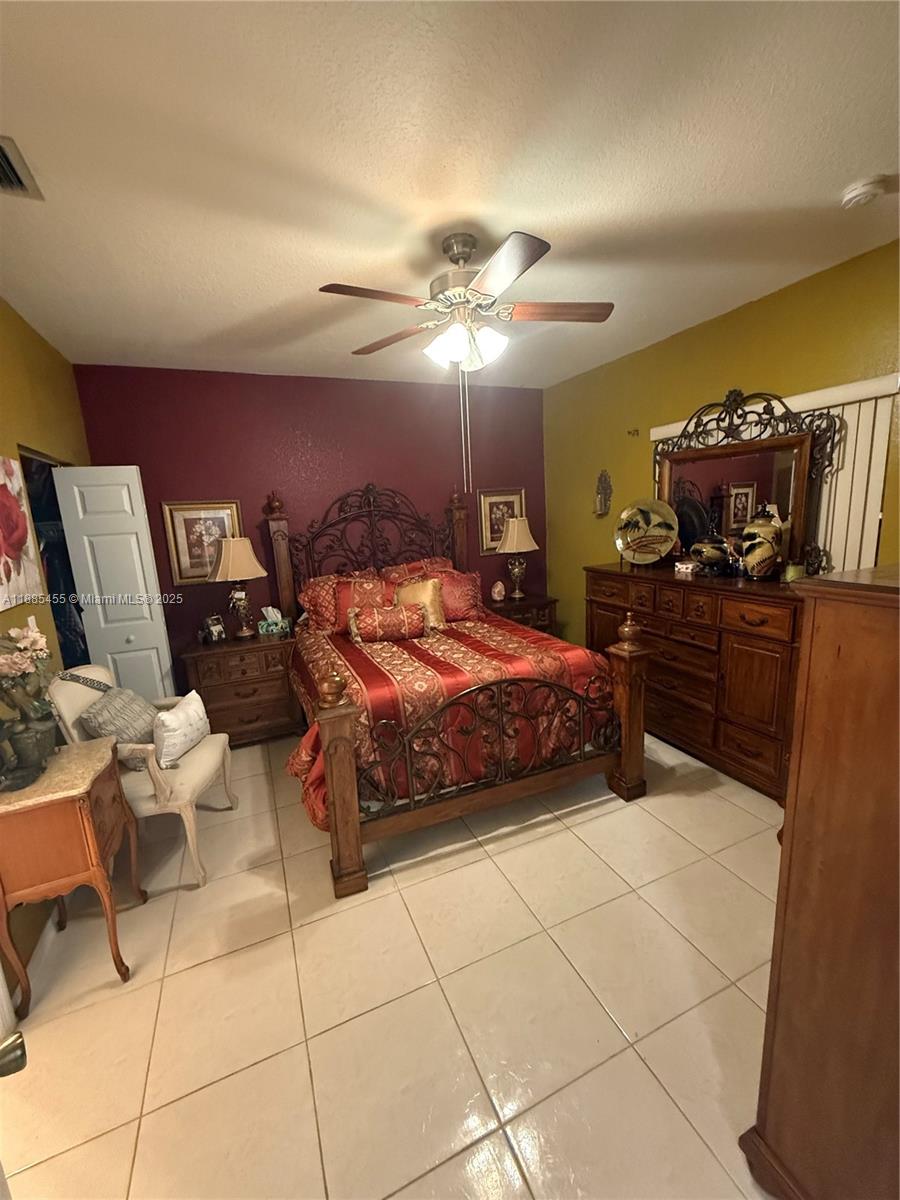 CAZADORES COVE - Residential