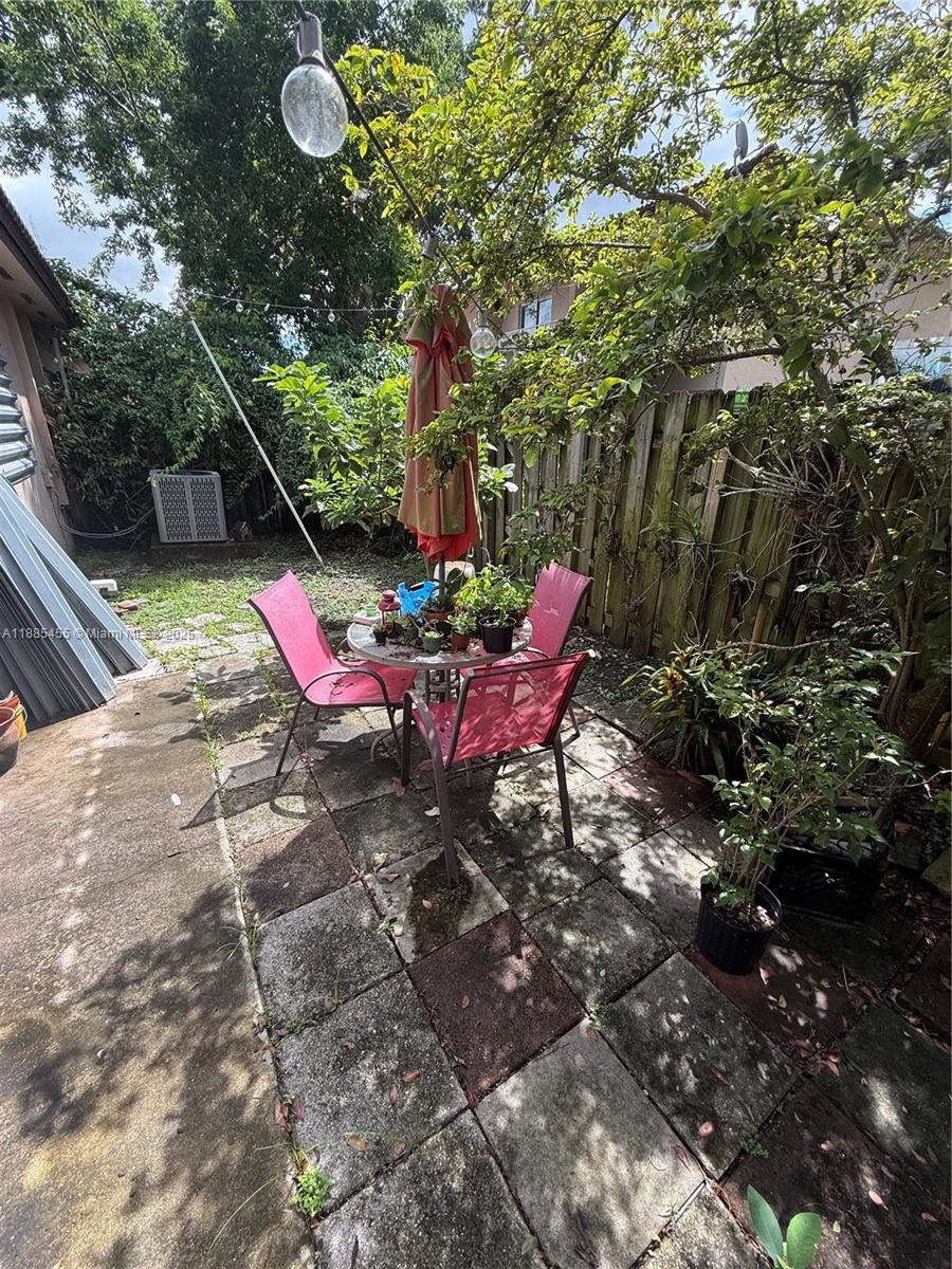 CAZADORES COVE - Residential