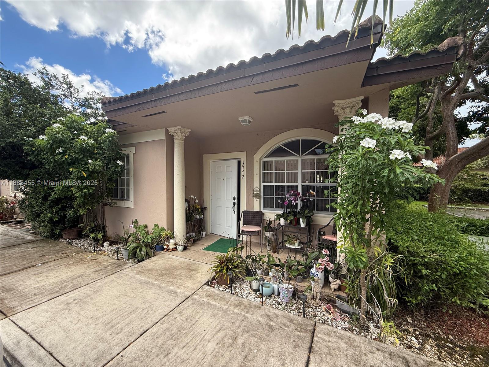 CAZADORES COVE - Residential