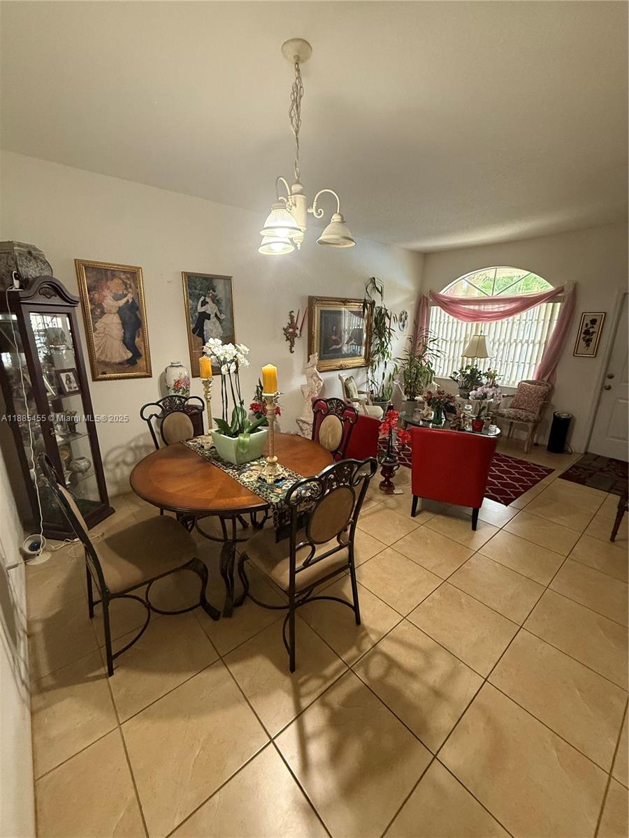 CAZADORES COVE - Residential