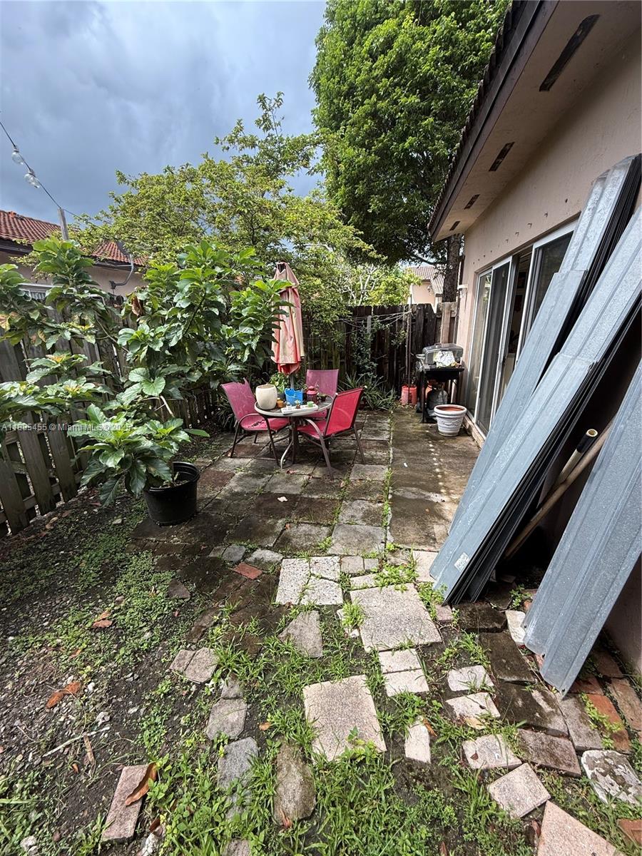 CAZADORES COVE - Residential