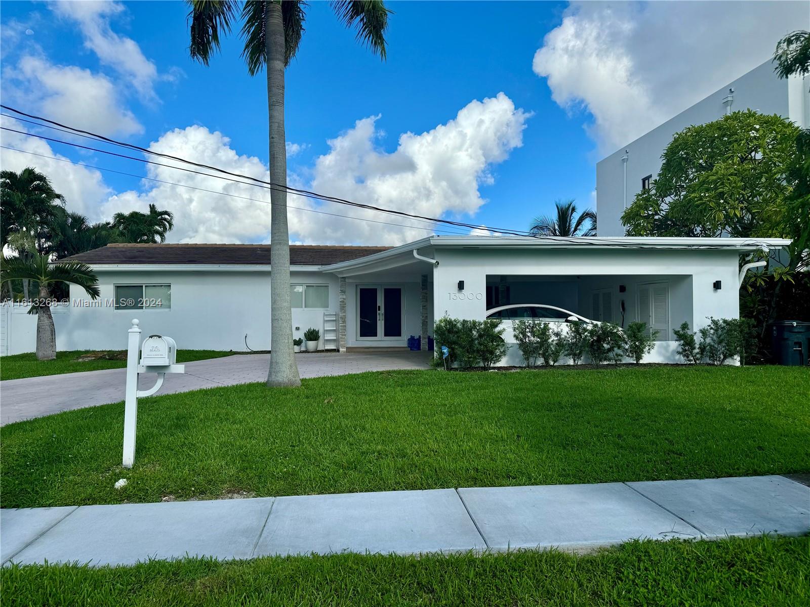 KEYSTONE POINT WATERFRONT COMPLETELY REMODELED HOME, DIRECT OCEAN ACCESS NO FIXED BRIDGES TO BAY., READY TO MOVE IN OR TEAR DOWN AND BUILD NEW DO TO SMALL SIZE OF HOME, GREAT LOCATION,
ON ISLAND 2.