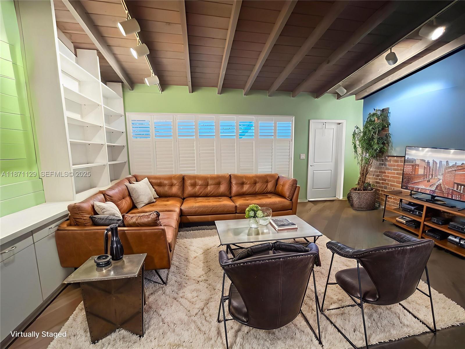 FAIRWAY ESTATES - Residential