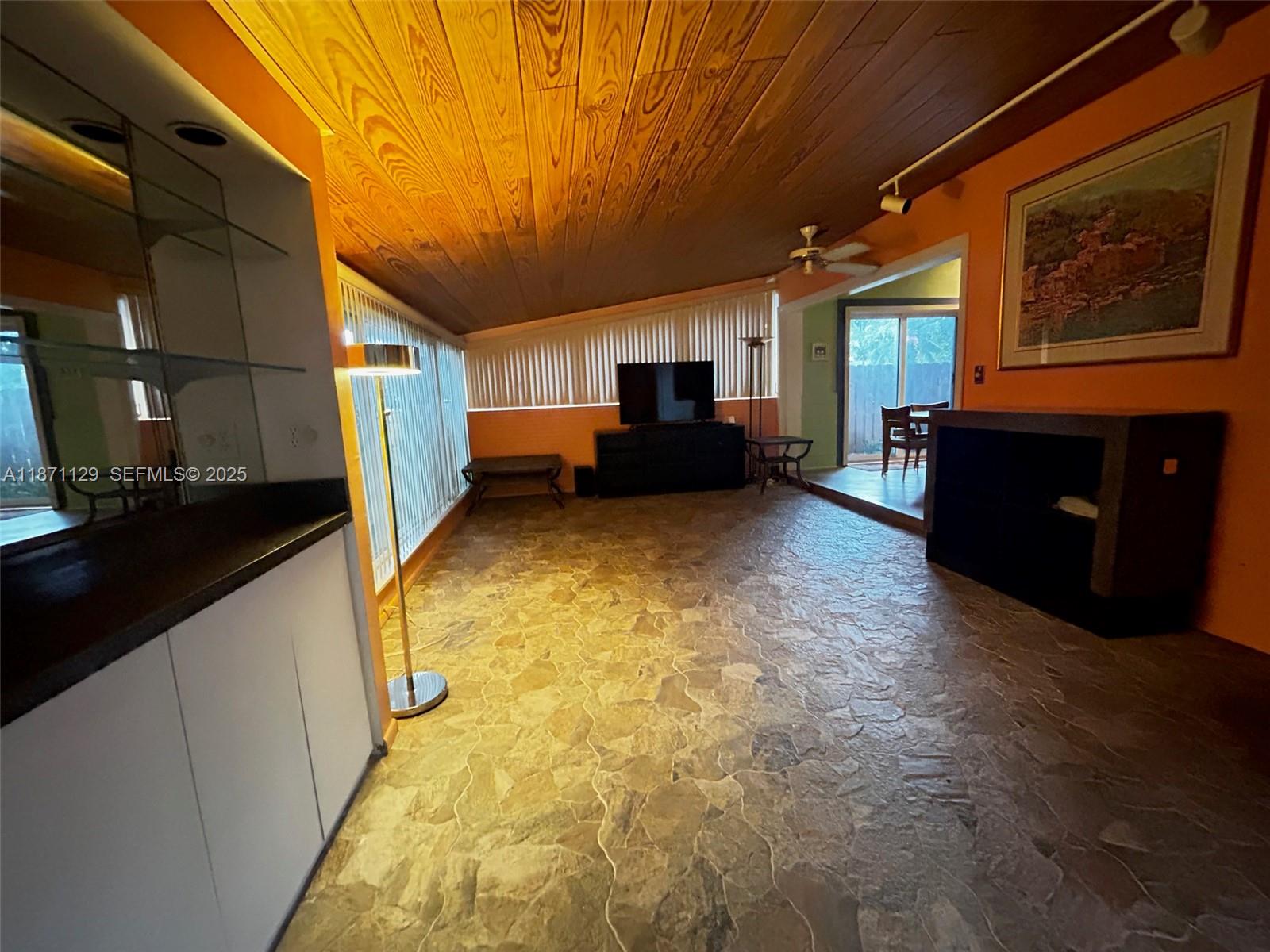 FAIRWAY ESTATES - Residential