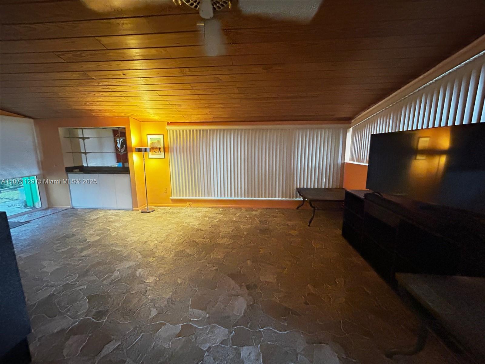 FAIRWAY ESTATES - Residential