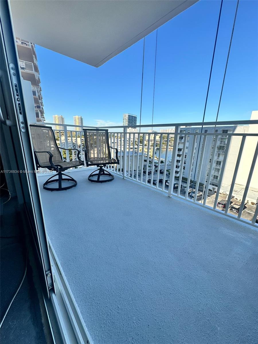 GOLDEN HORN SOUTH CONDO - Residential