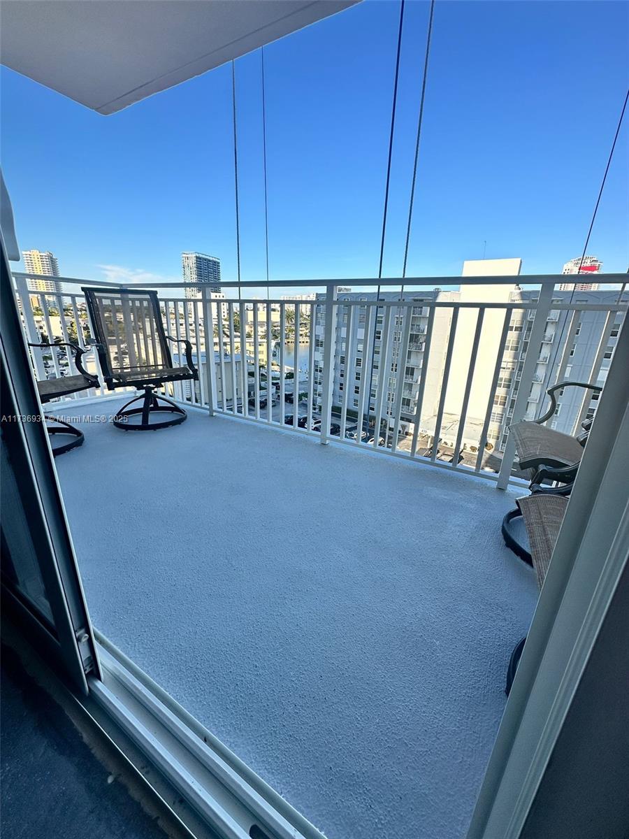 GOLDEN HORN SOUTH CONDO - Residential