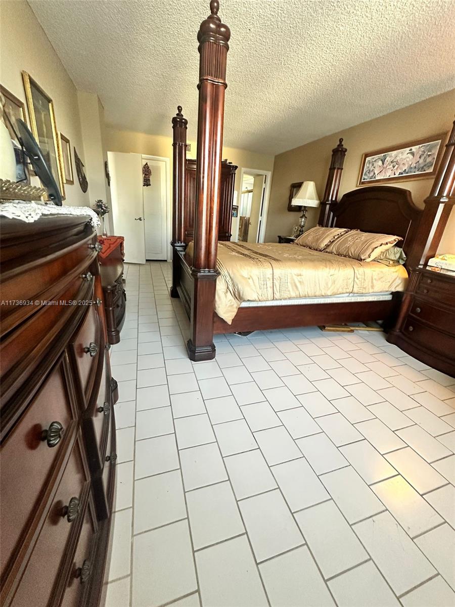 GOLDEN HORN SOUTH CONDO - Residential