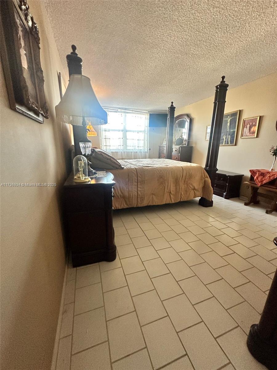 GOLDEN HORN SOUTH CONDO - Residential