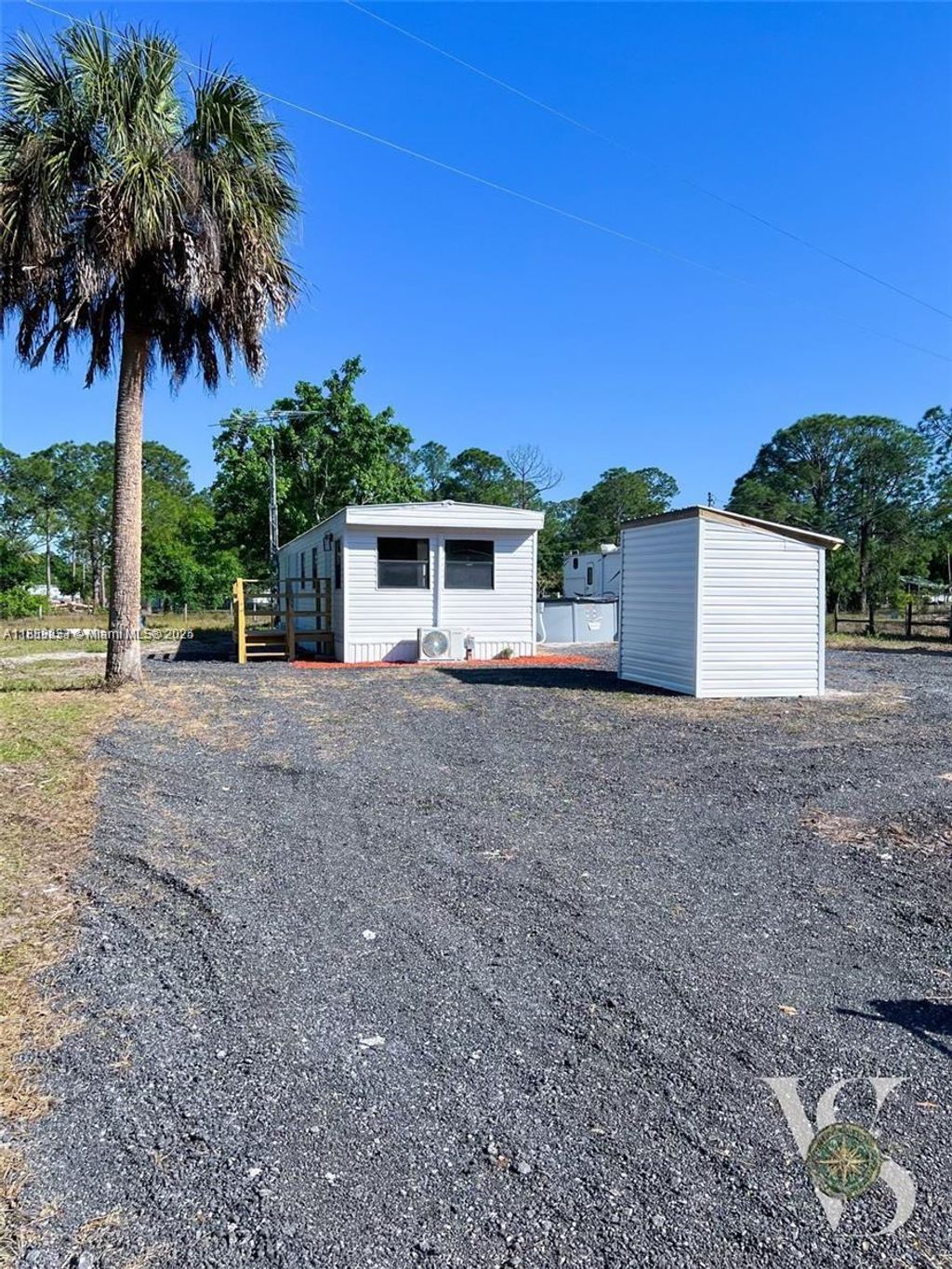 Photo of 5121 Pioneer 18th St, Clewiston, FL 33440 (MLS # A11883253)
