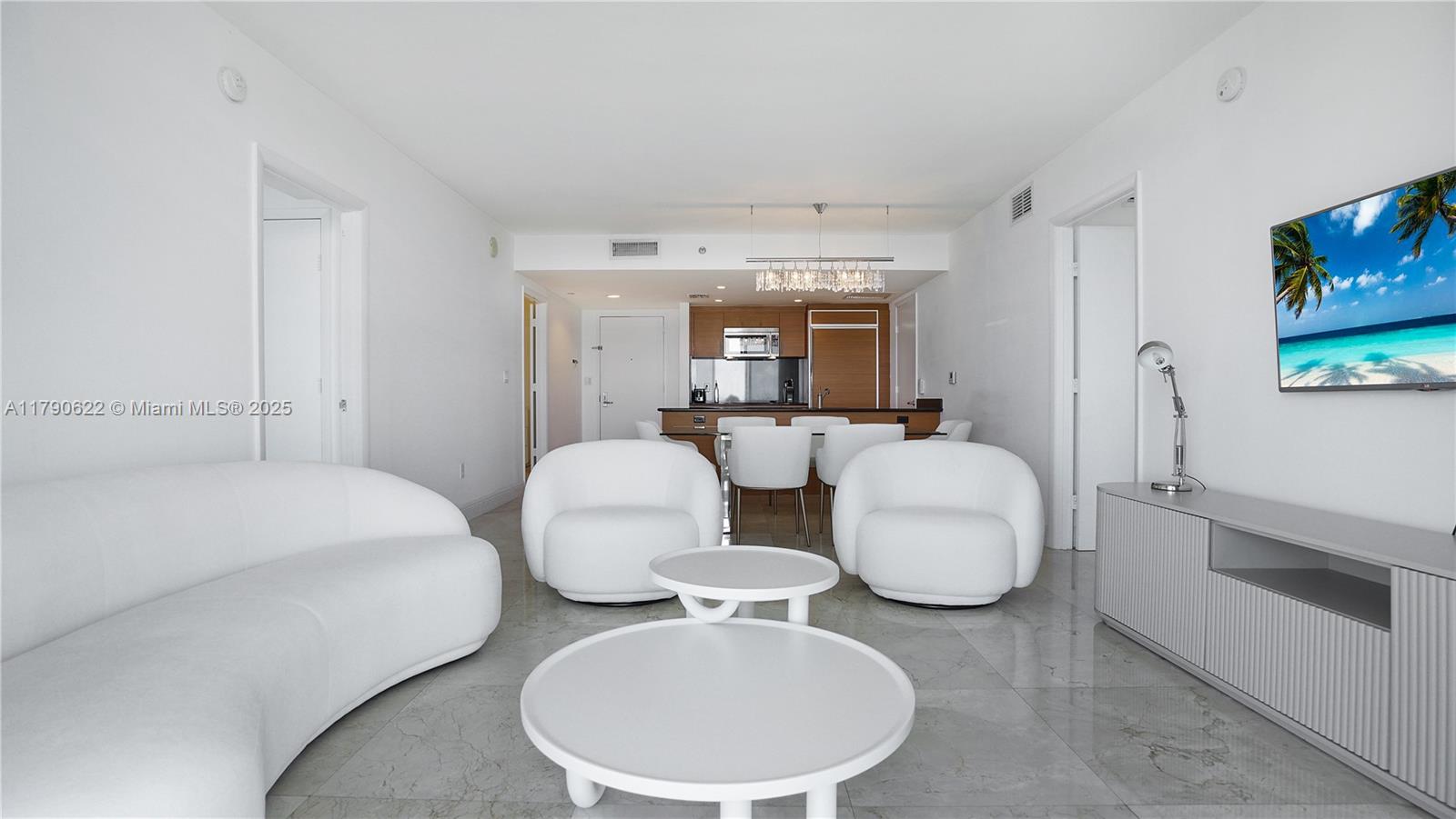 50 Biscayne Blvd 3208