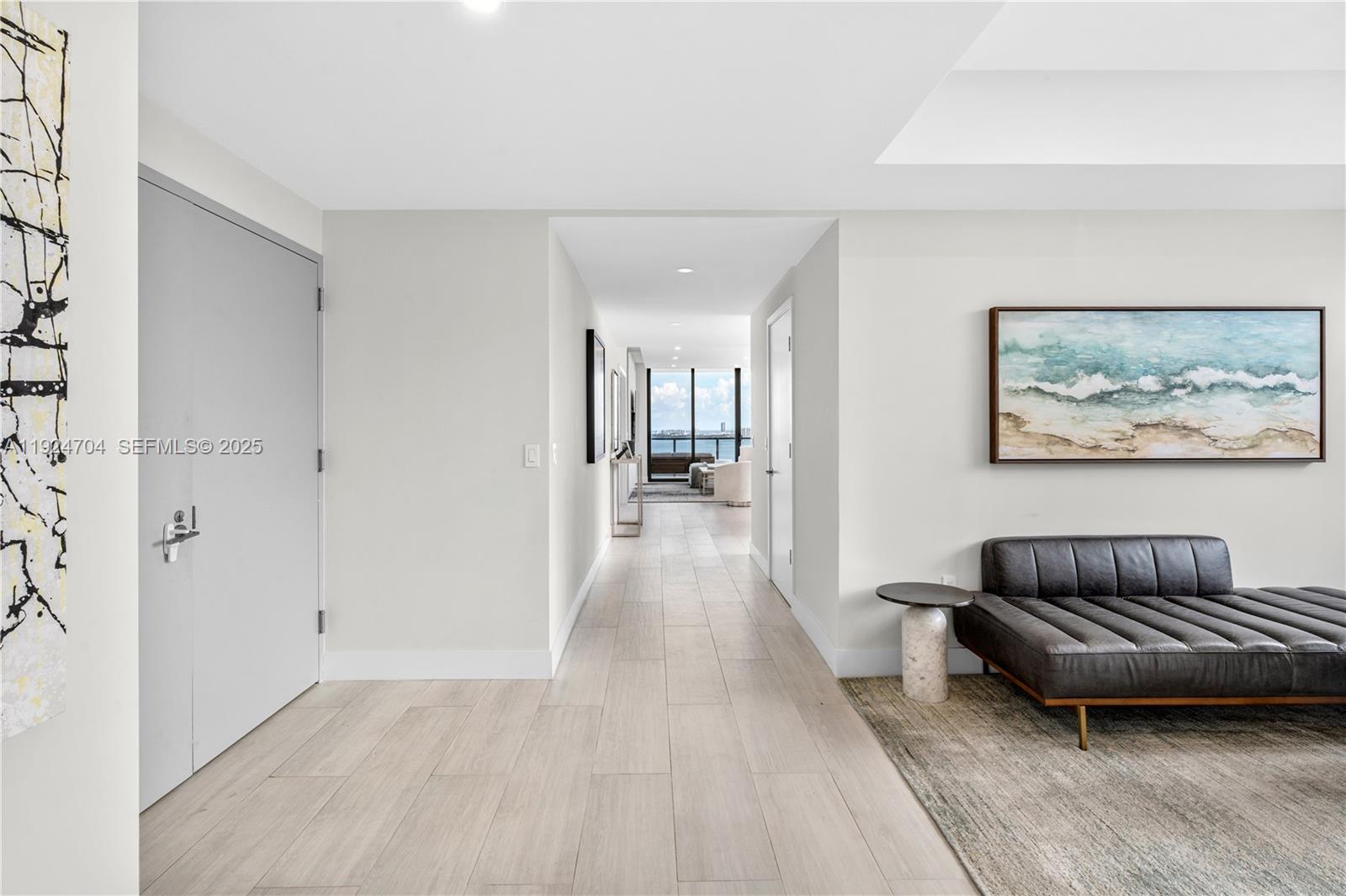 ELYSEE - Residential Lease