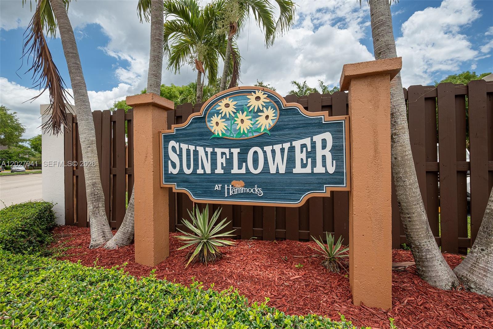 SUNFLOWER AT THE HAMMOCKS - Residential