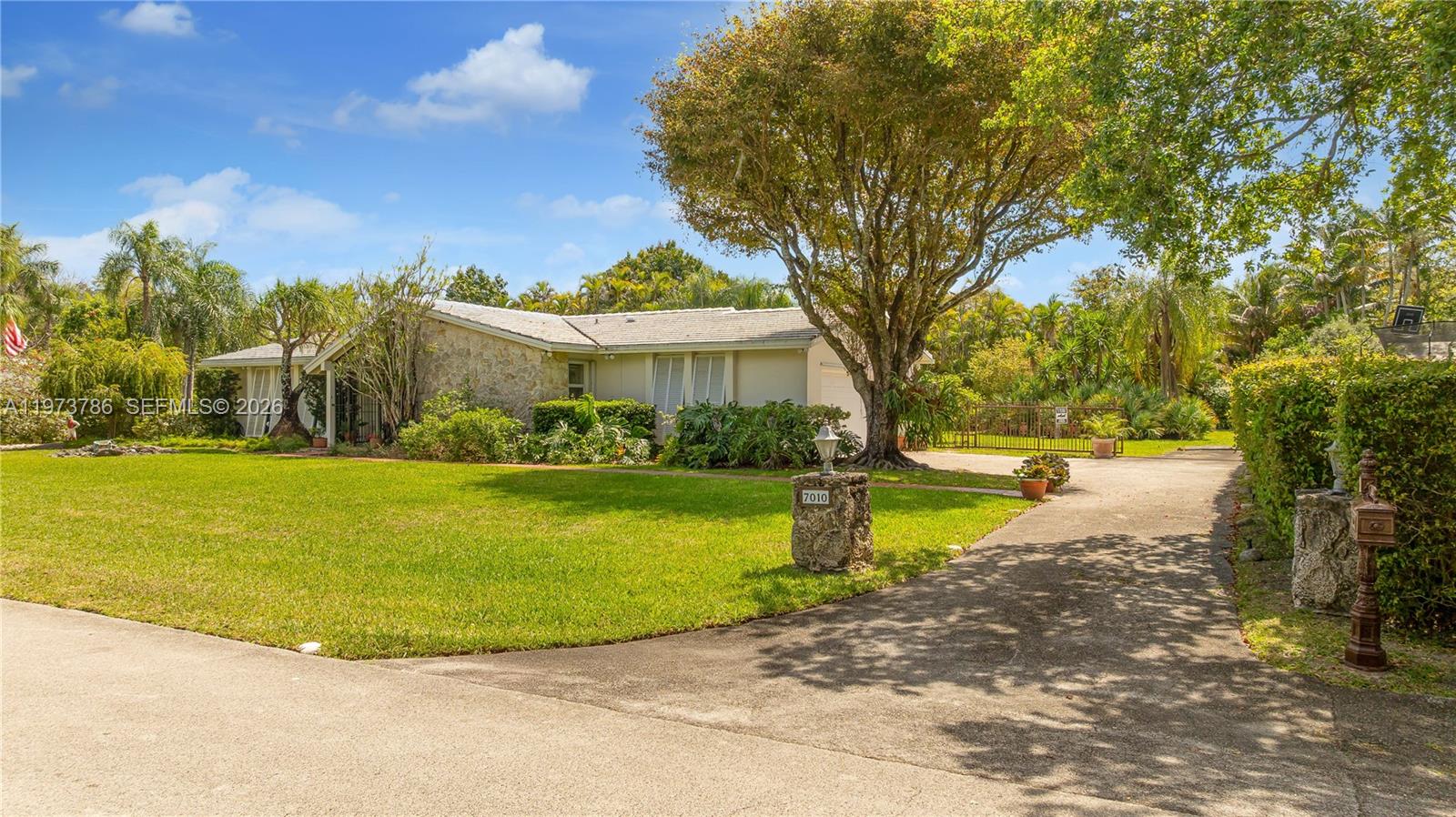 OLD CUTLER ESTATES SEC 1 - Residential