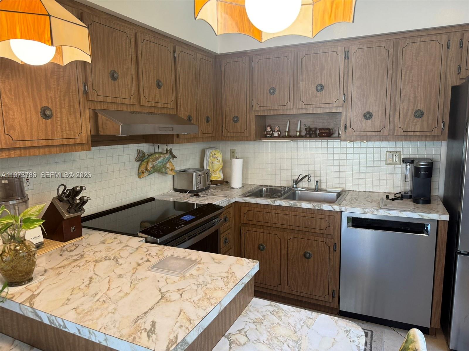 OLD CUTLER ESTATES SEC 1 - Residential