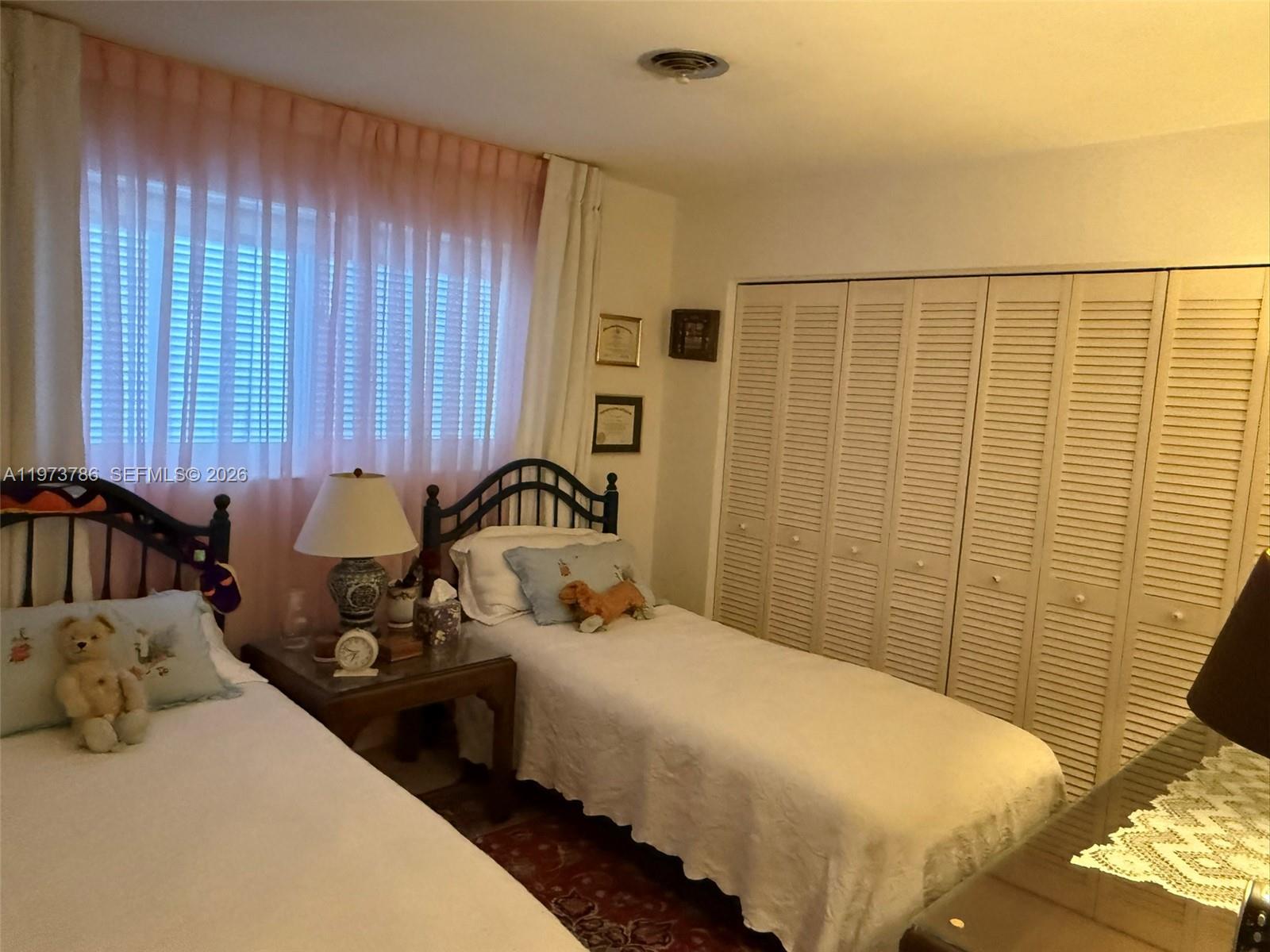 OLD CUTLER ESTATES SEC 1 - Residential