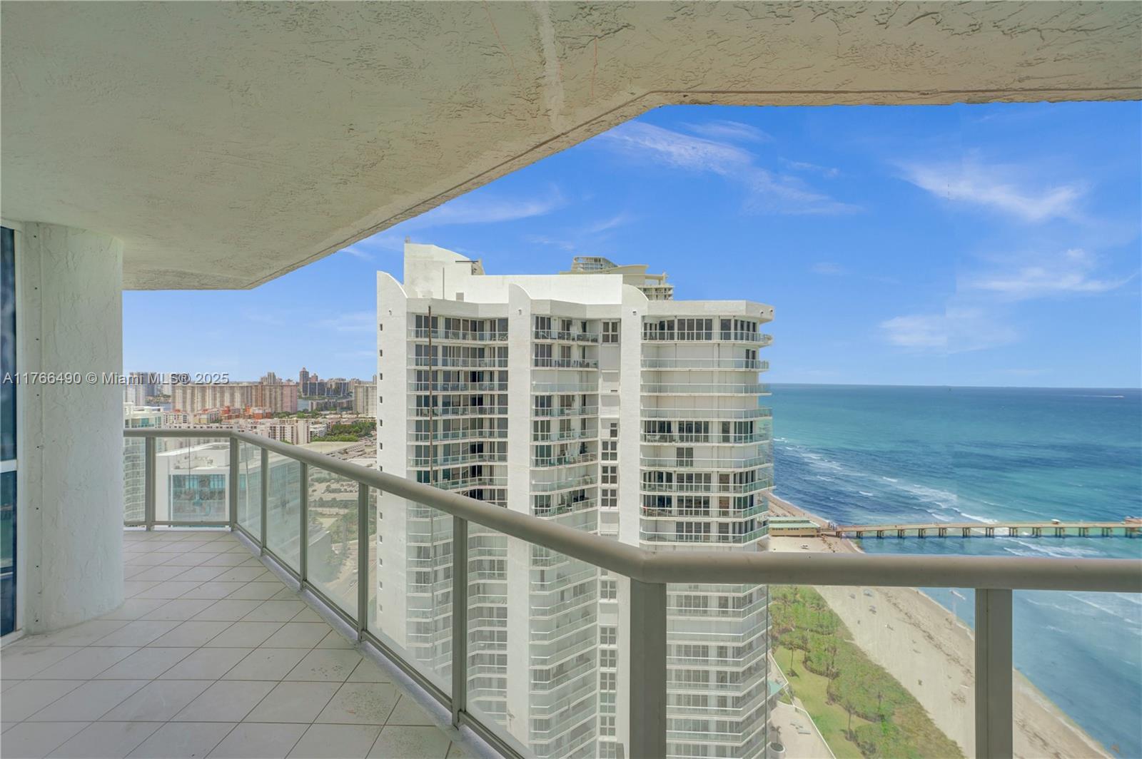 OCEANIA I CONDO - Residential