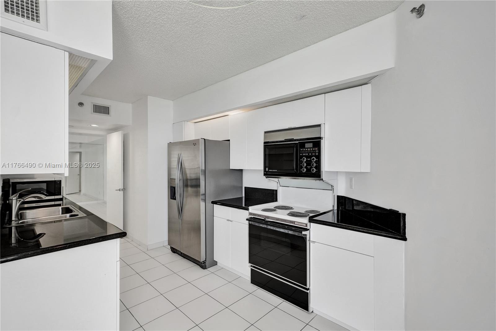 OCEANIA I CONDO - Residential
