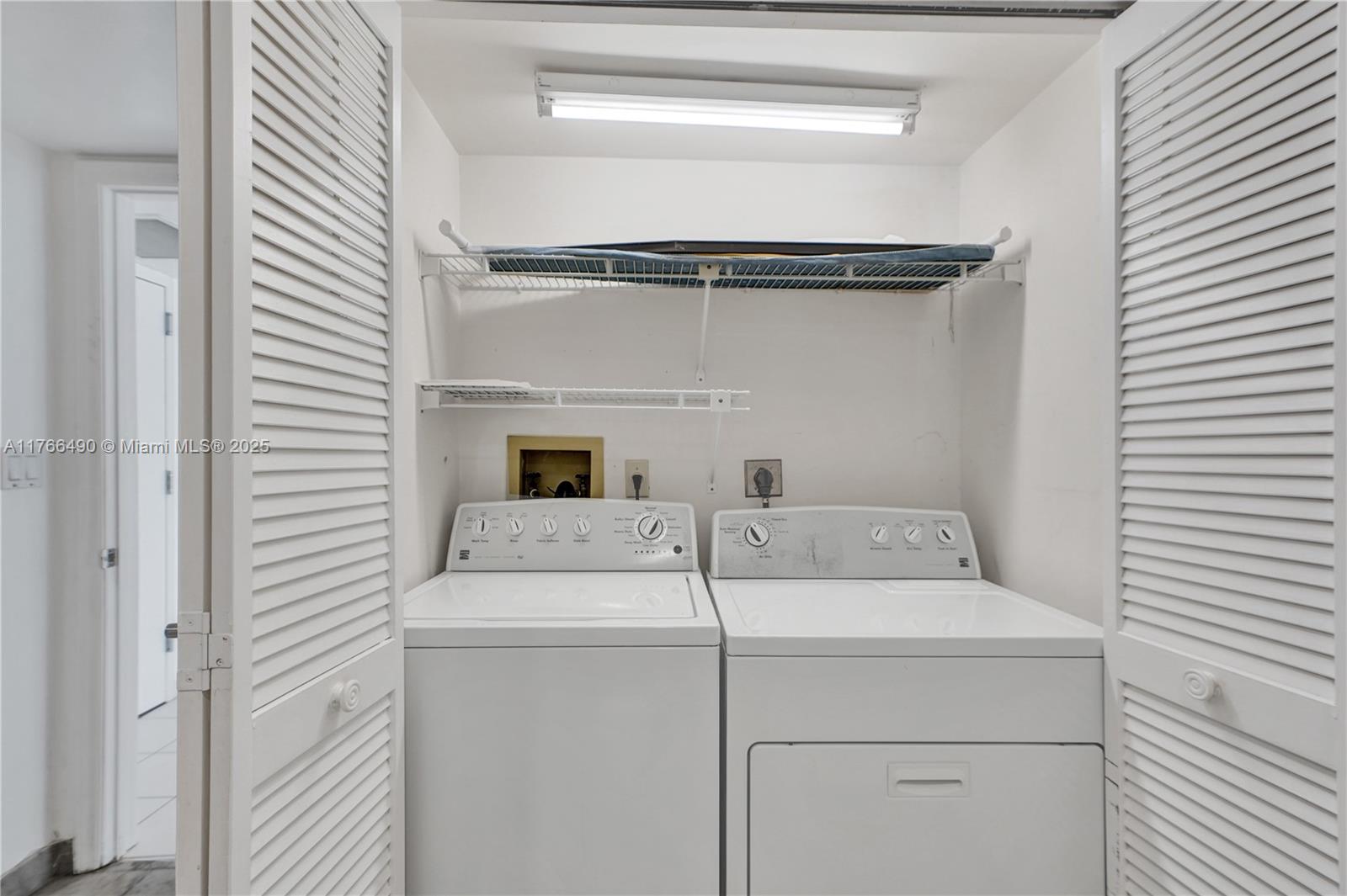 OCEANIA I CONDO - Residential