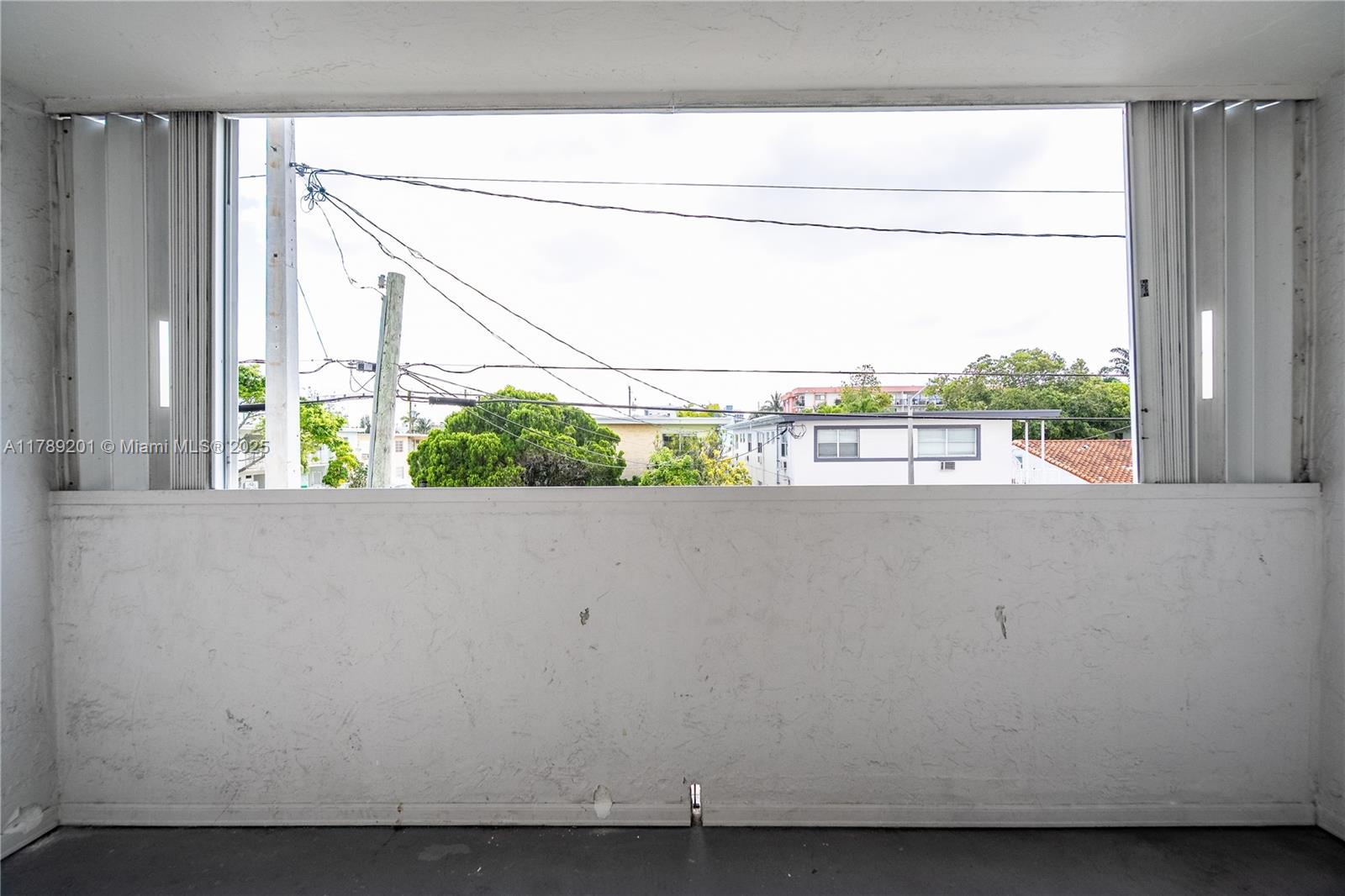 BYRON GARDENS CONDO - Residential