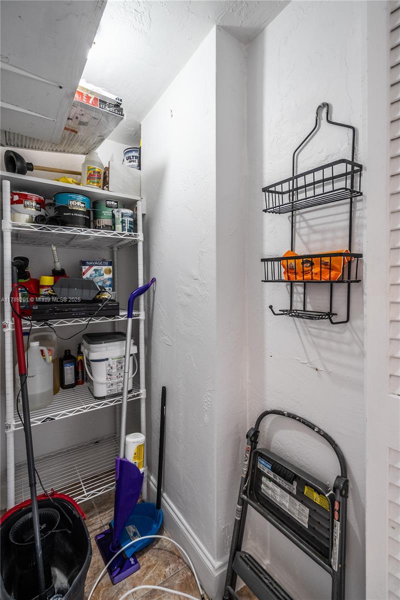BYRON GARDENS CONDO - Residential