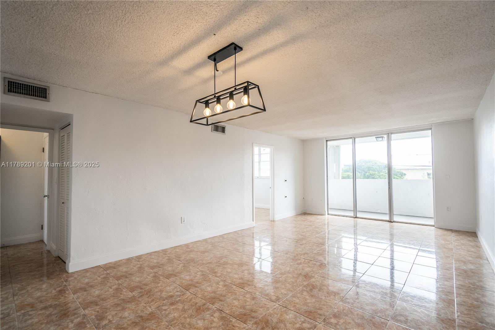 BYRON GARDENS CONDO - Residential